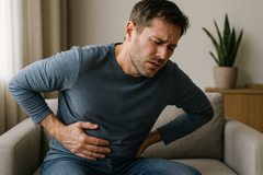 Wenn der Magen rebelliert: Wie Sie Magenschmerzen, Rückenschmerzen und Übelkeit lindern können