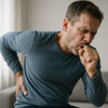 Wenn Husten den Rücken schmerzen lässt: Ursachen und Lösungen